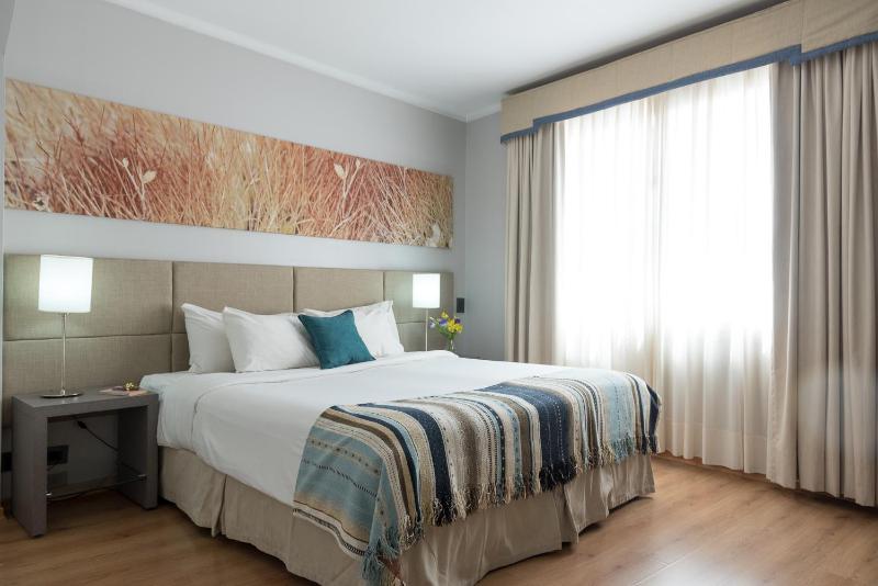 Portal Plaza Suites - image 8