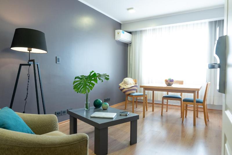 Portal Plaza Suites - image 11