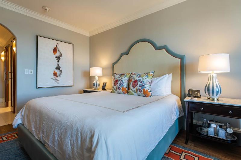 The Pearl Hotel - image 18
