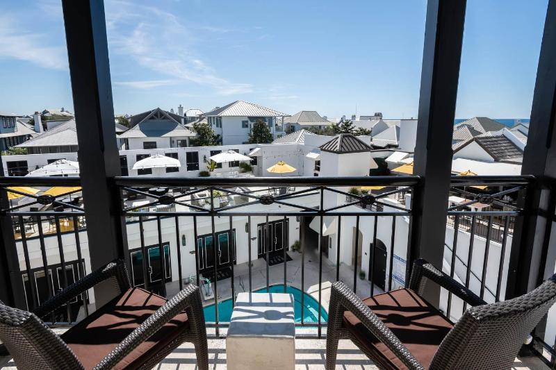 The Pearl Hotel - image 41