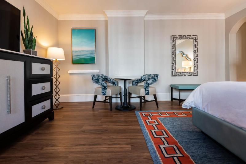 The Pearl Hotel - image 24