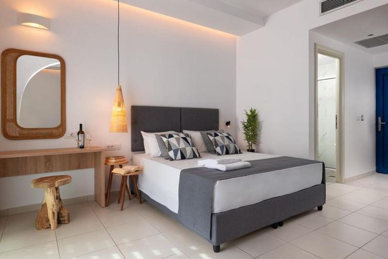 Junior Suite with Sea View image 3