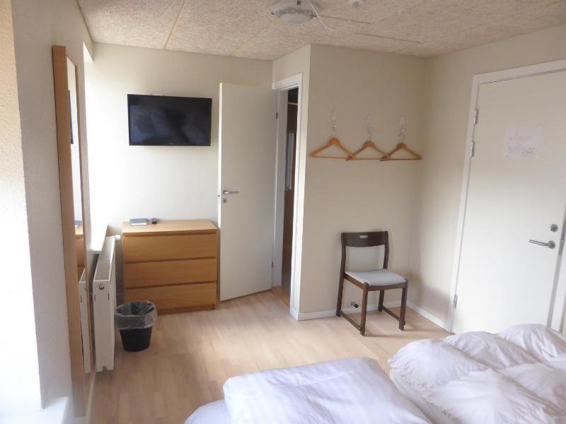 Double or Twin Room image 2