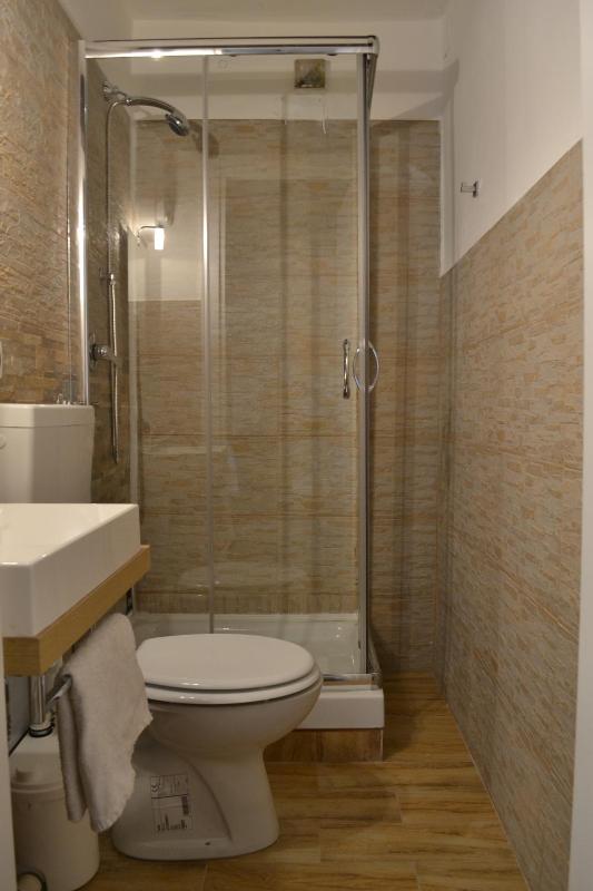 Double Room with River View image 4