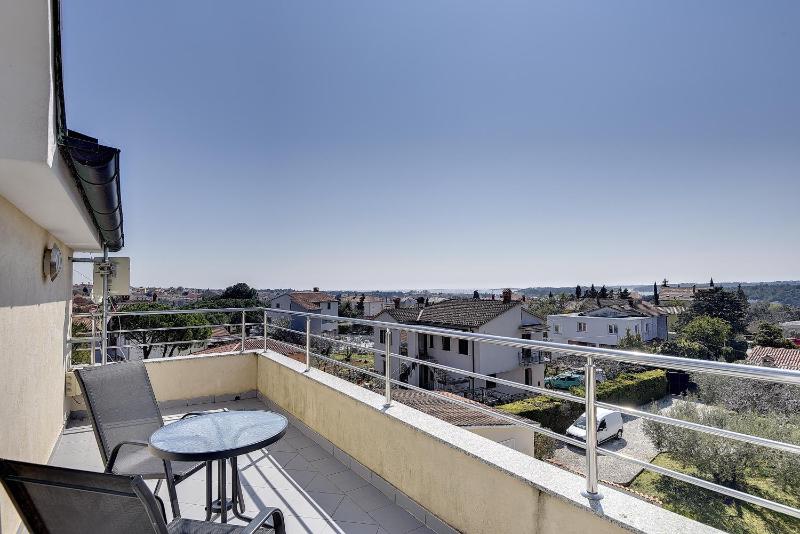 Standard Apartment image 2