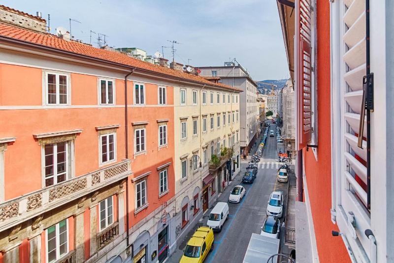 One-Bedroom Apartment (4 Adults)