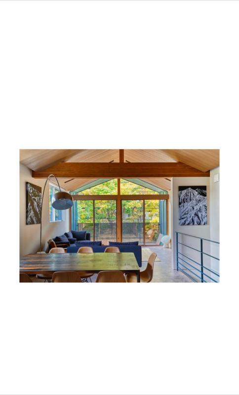 Grey Wolf Chalet by Hakuba White Fox Company - image 3