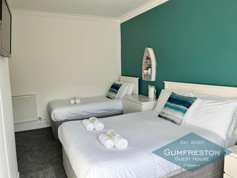 Gumfreston Guest House - image 2