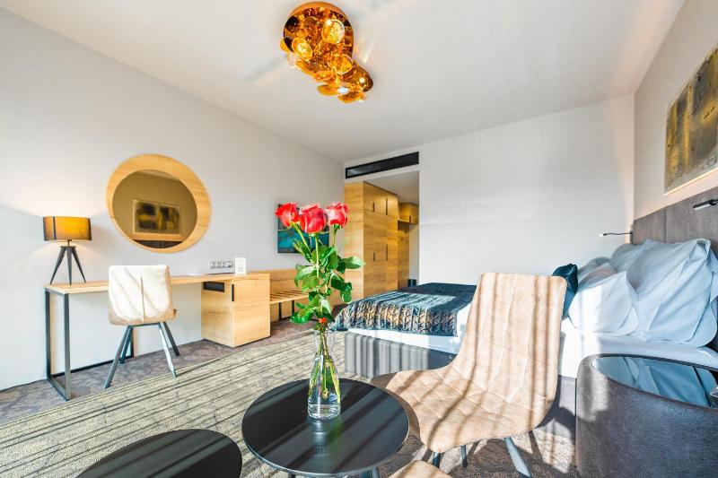 Junior Suite with Terrace image 4