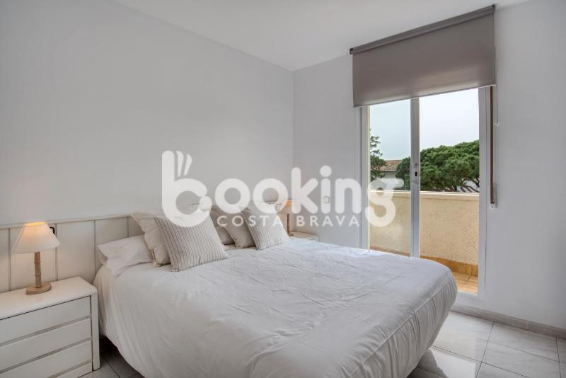 Blanco Apartament per 6 persones a 5 minuts de la Platja Gran - image 20