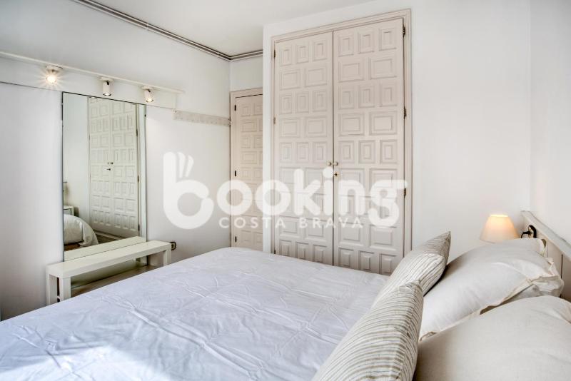 Blanco Apartament per 6 persones a 5 minuts de la Platja Gran - image 31