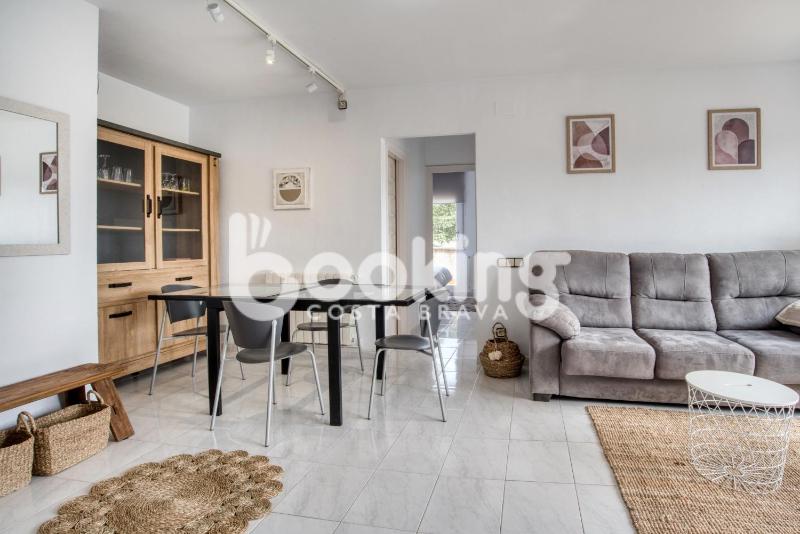 Blanco Apartament per 6 persones a 5 minuts de la Platja Gran - image 32