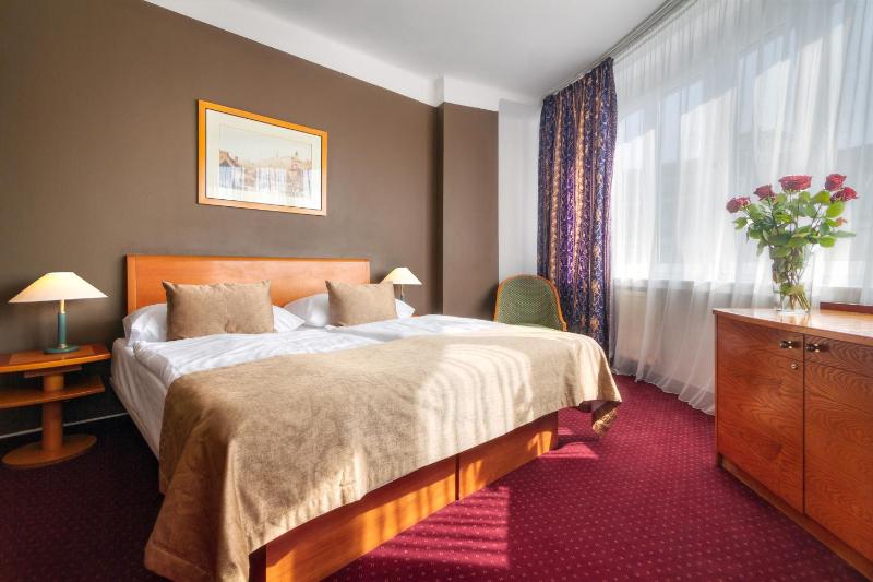 Quadruple Room image 1