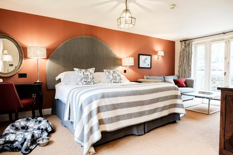 Deluxe Double Room image 3