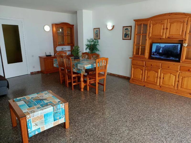 Piso Jover alojamiento en primera línea del Mar !! - image 2
