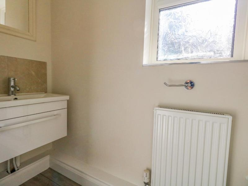 Castle Cove Cottage - image 35