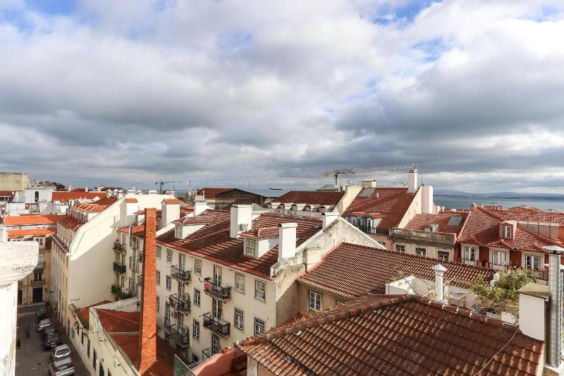 Bairro Alto Views by Homing - image 11