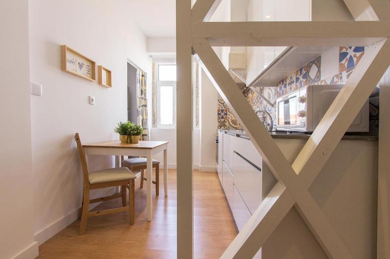 Bairro Alto Stylish by Homing - image 15