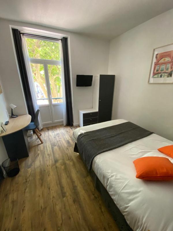 Double Room - Disability Access image 3