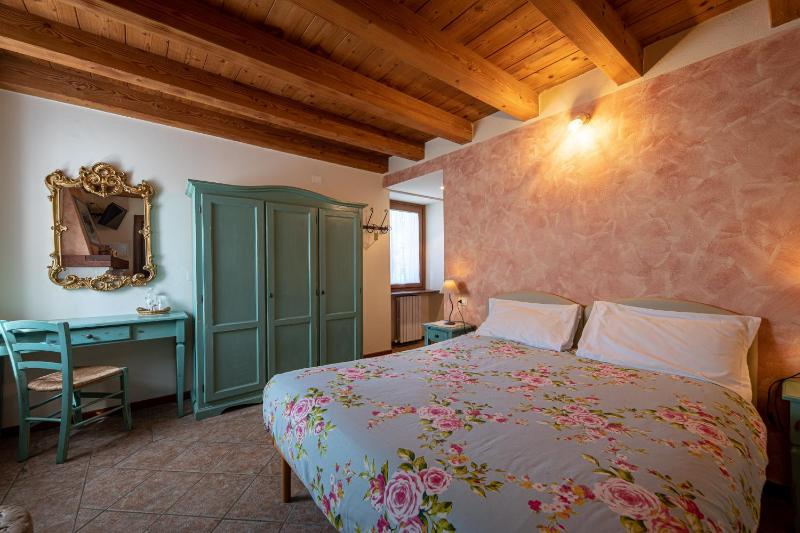 Agriturismo Borgo di Calmasino - image 6