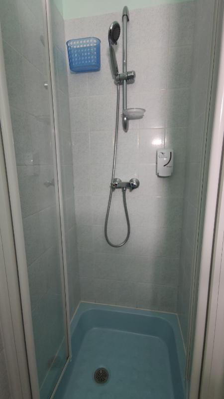 Double Room image 3