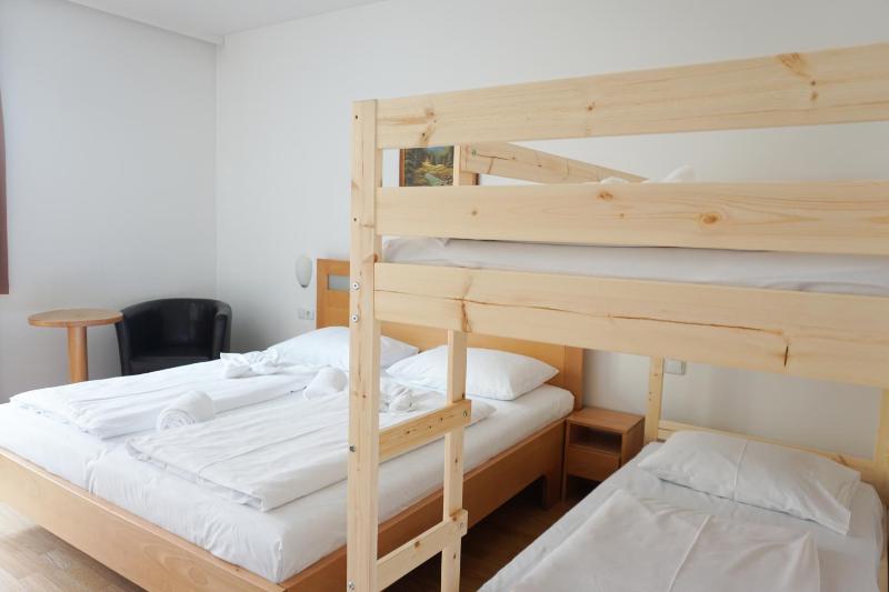 Quintuple Room image 3