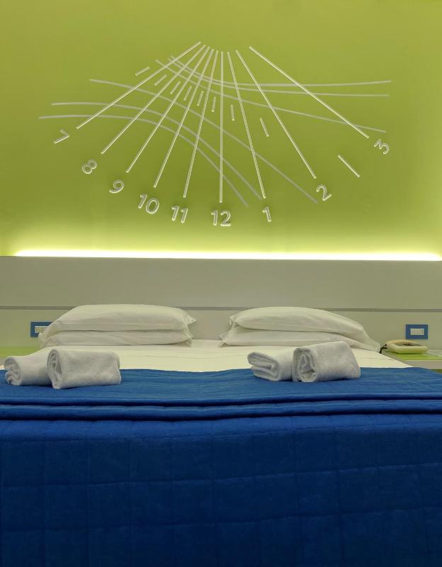 Double or Twin Room image 4