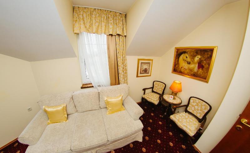 Apartment image 4