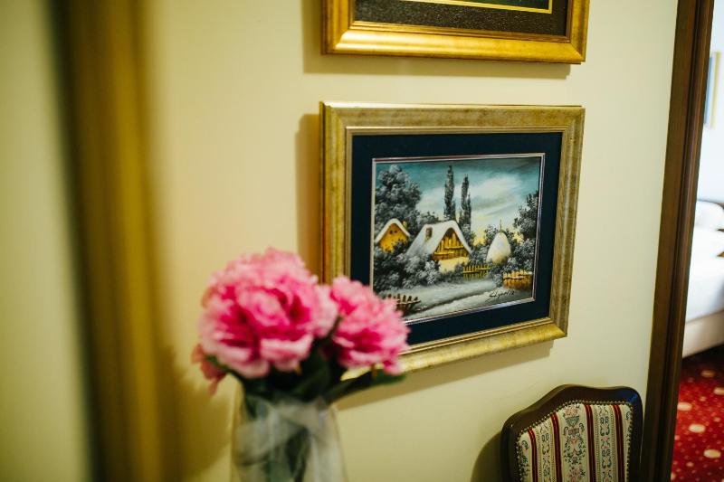 Apartment image 3