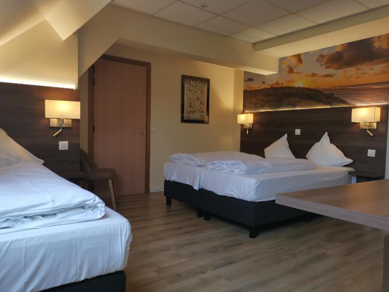 Comfort Triple Room image 3
