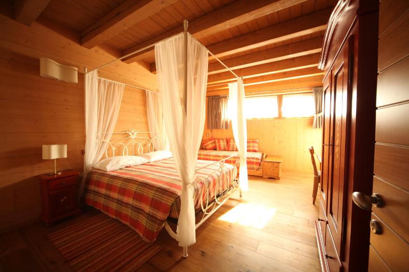 Family Room with Private Bathroom image 2