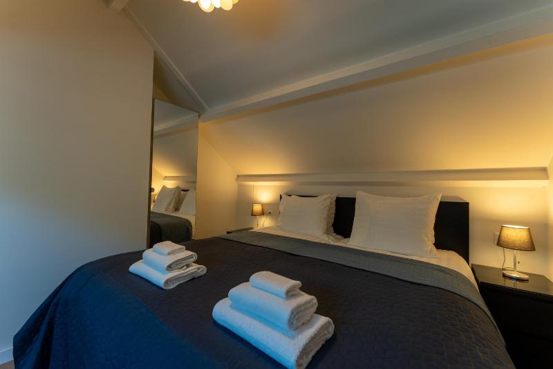 Suite (4 Adults) image 2