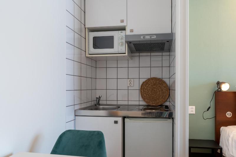 Standard Double Room image 3