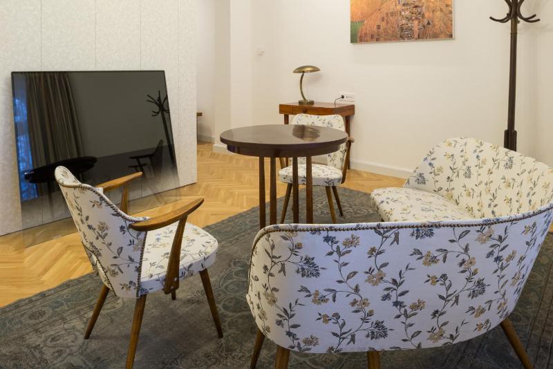 Classic Suite image 4
