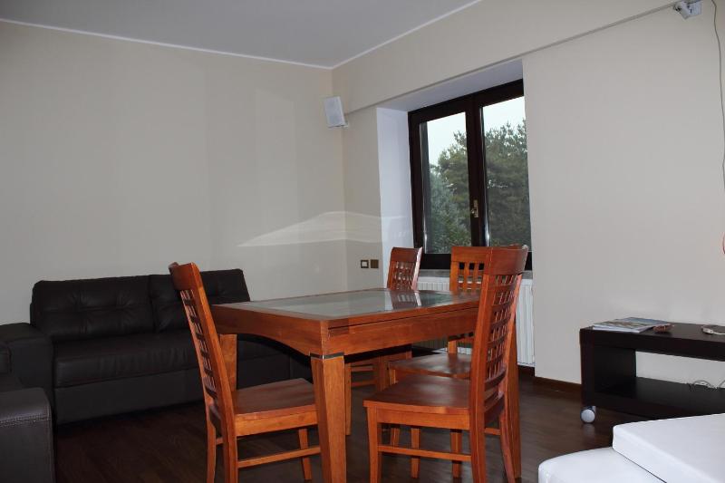 Studio (1 Adult) with Garden View image 3