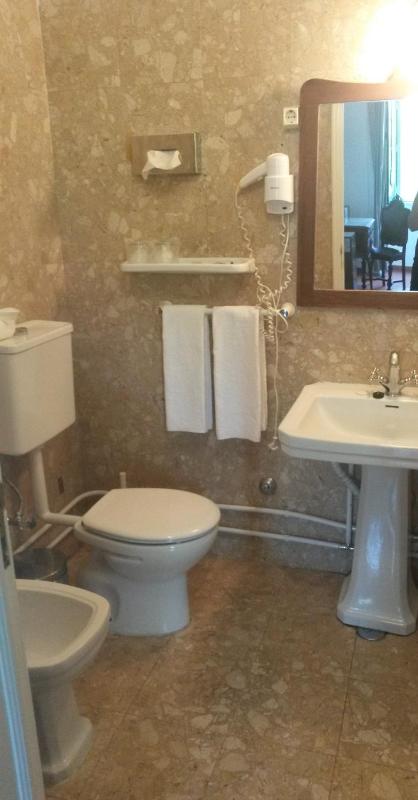 Suite image 2