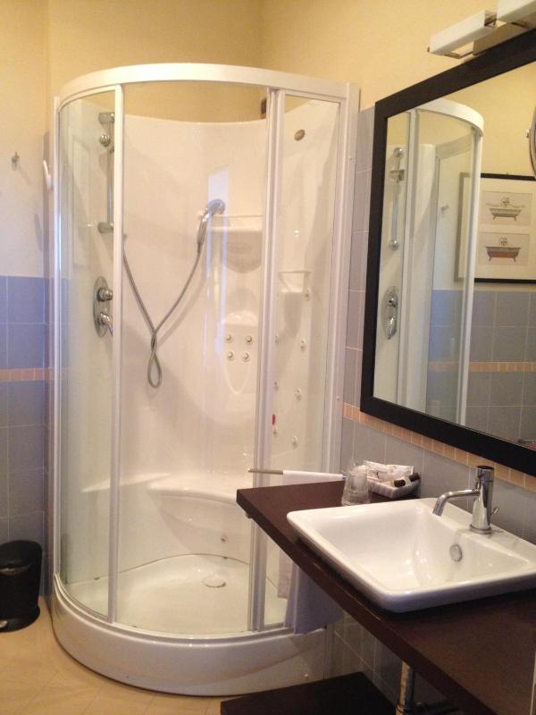 Suite with Sea View image 4