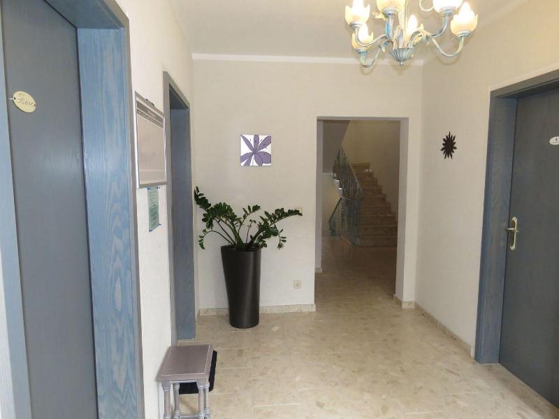 4 Sterne App Mohnblüte Whirlpool IR-Sauna Fitnessraum kinderfreundlich Bikeraum - image 7