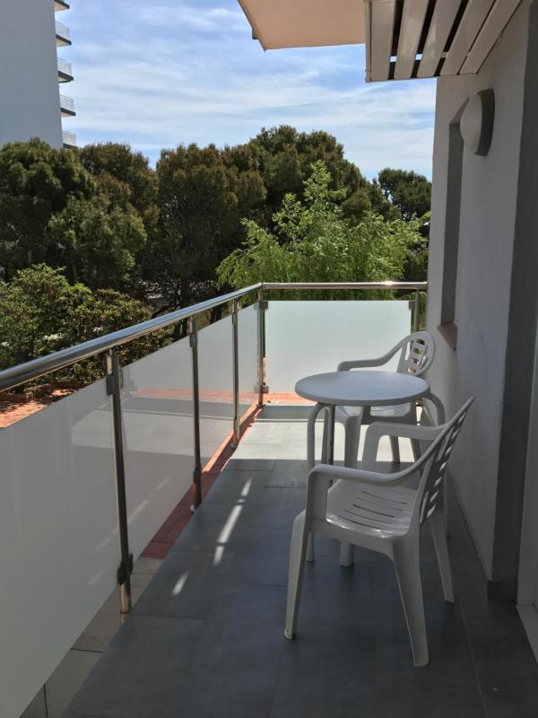 Single Room with Parking image 3