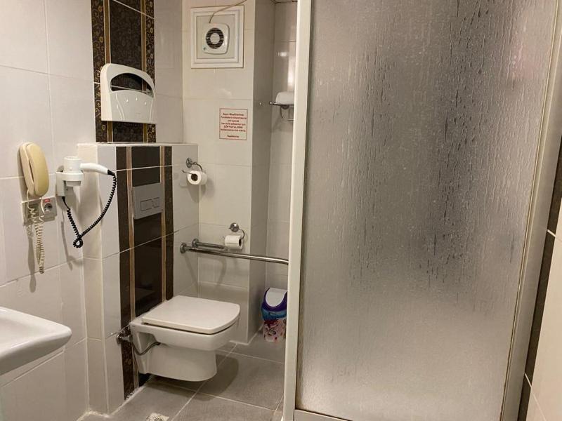 Double Room - Disability Access image 2