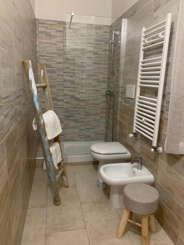 Double Room image 2