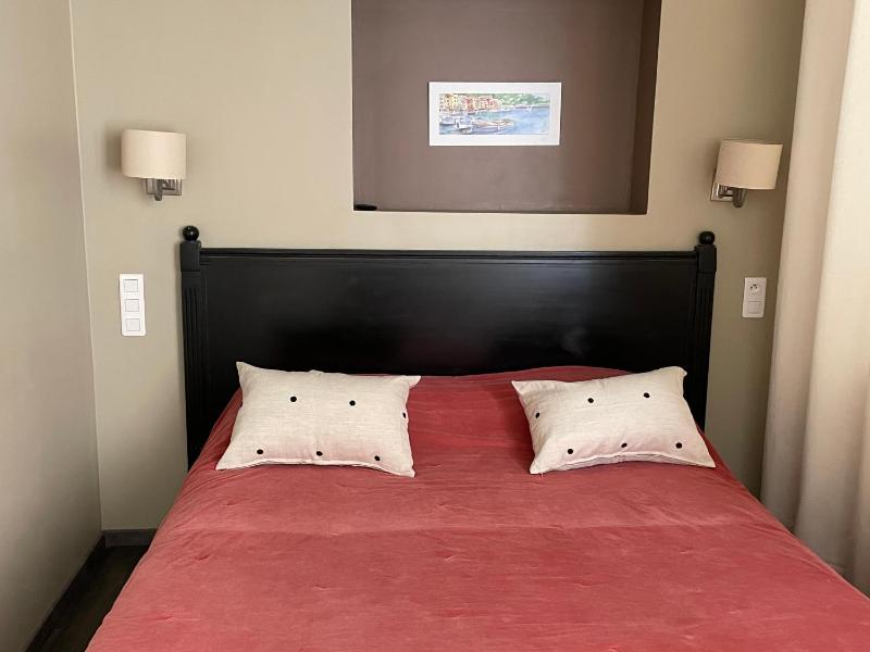 Deluxe Suite with Sea View image 2