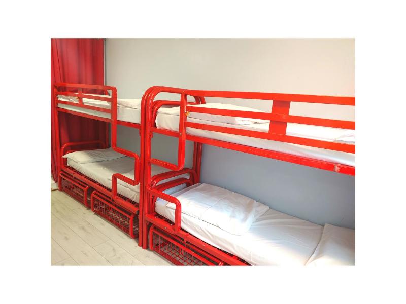 Bed in 4-Bed Mixed Dormitory Room (18–40 years) image 4