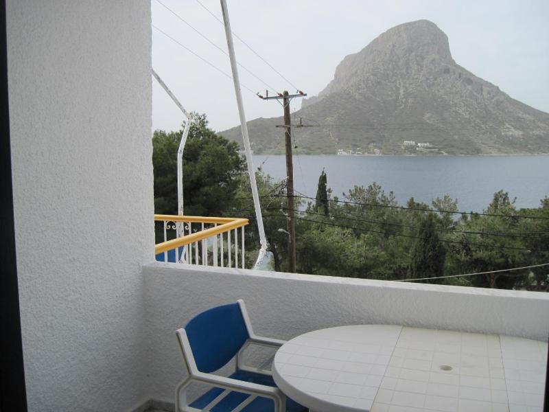 Family Two-Bedroom Apartment with Panoramic Sea View image 2