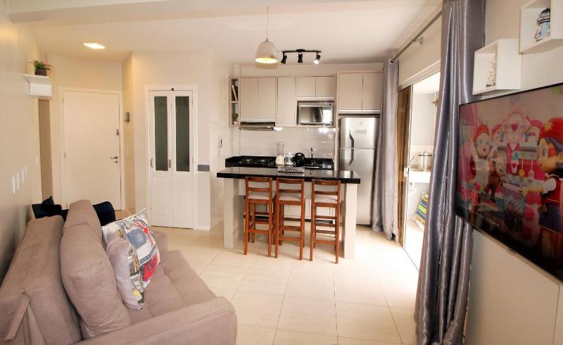 1052 - Apartamento com vista para o mar em Bombinhas - Residencial Salema Apto 301 - image 6