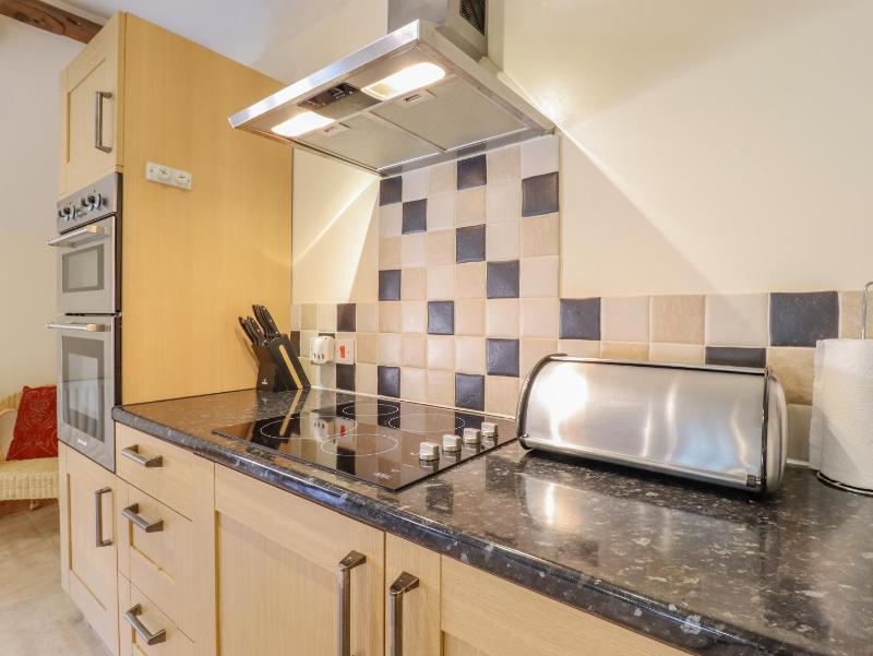 Hayloft Cottage - image 22