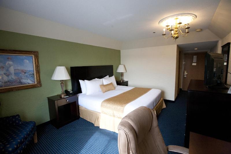 King Room image 4