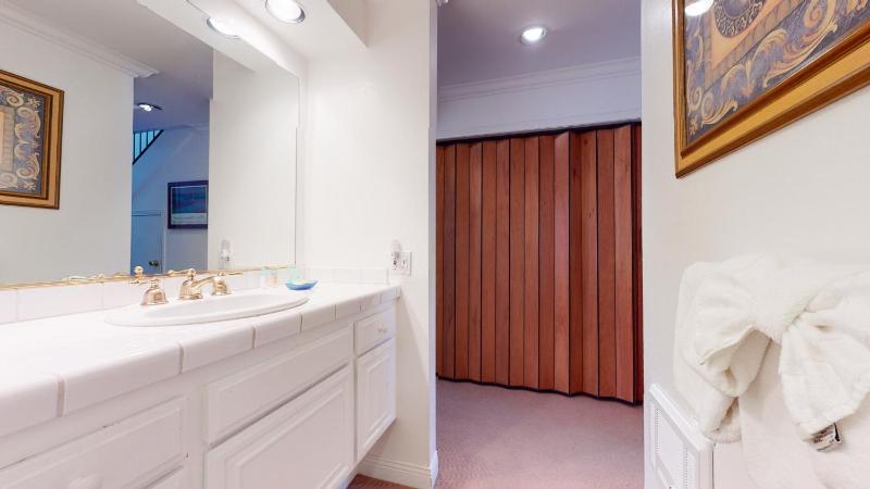 Snowcreek Iii #420 Condo - image 14