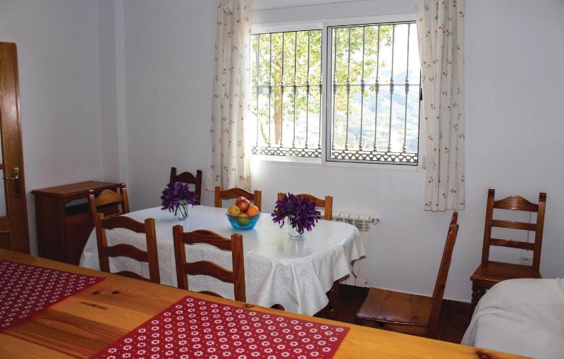 Beautiful Home In Árchez - image 20
