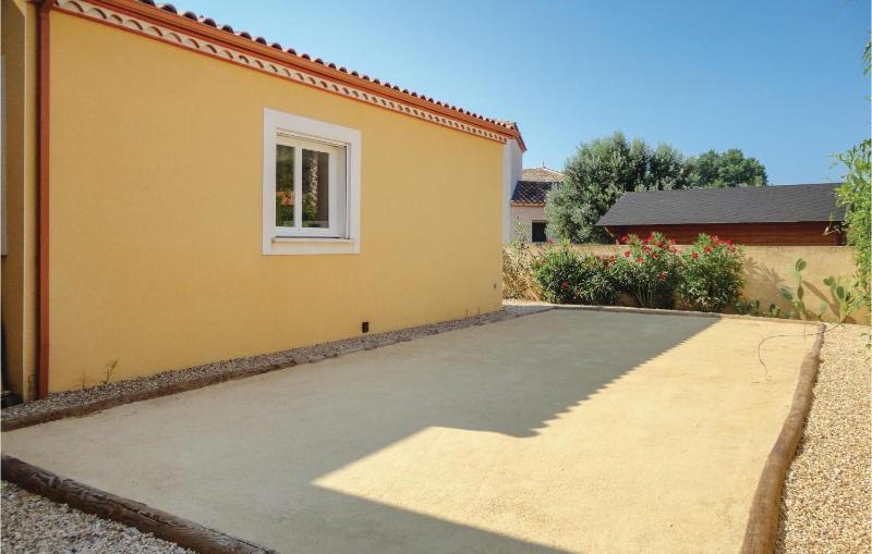 Four-Bedroom Holiday Home image 3